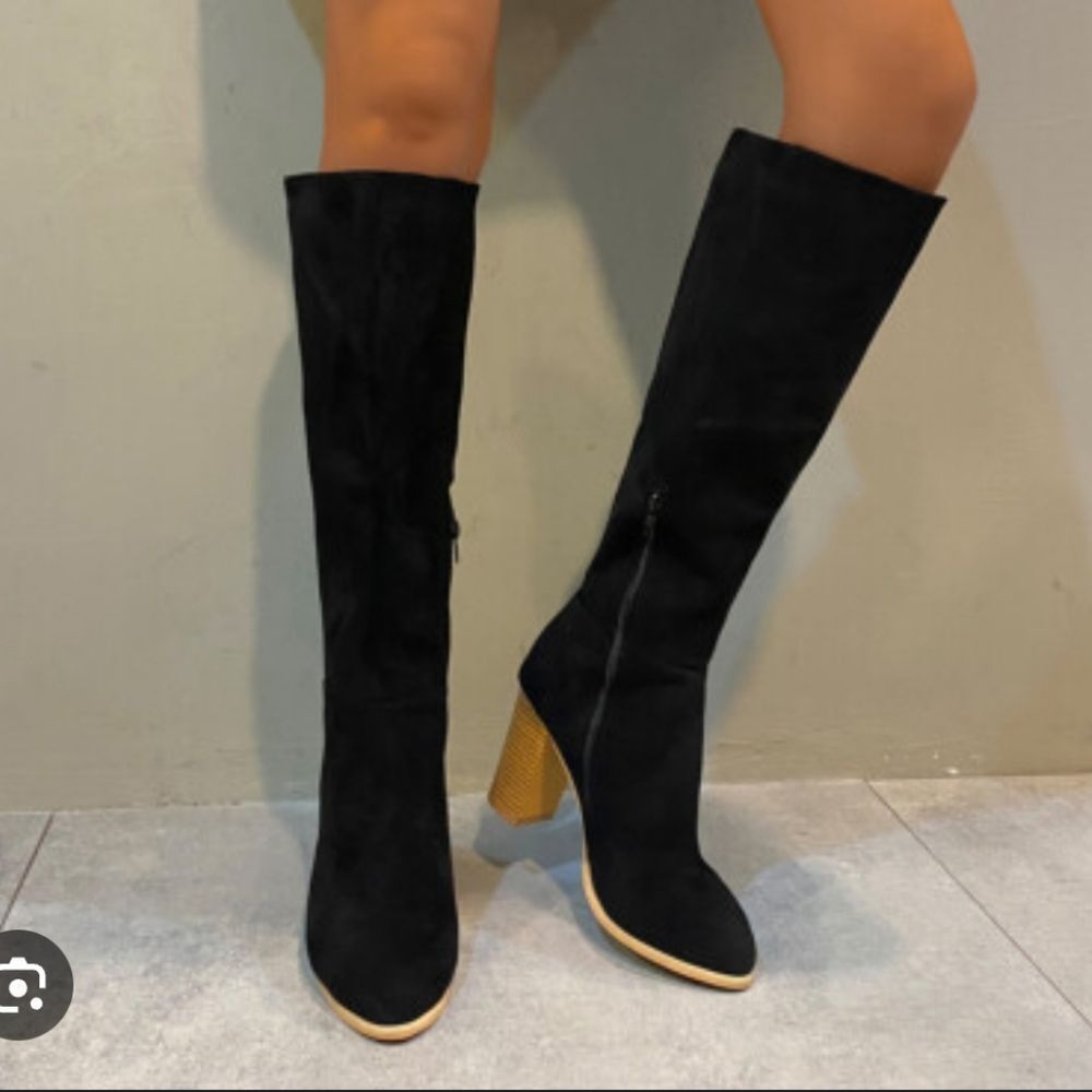Black Knee-High Boots with Tan Heel Size 39-8.5 US
